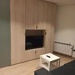 19 Living Apartment *
