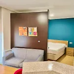 19 Living * León
