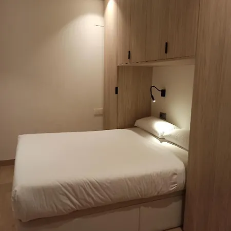 Apartment 19 Living Leon