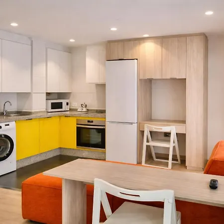 19 Living Apartment *